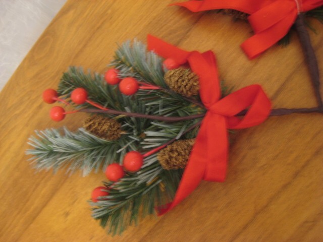4 SPRINGS OF PINE, RED BERRIES, CONES & RED SATIN RIBBON