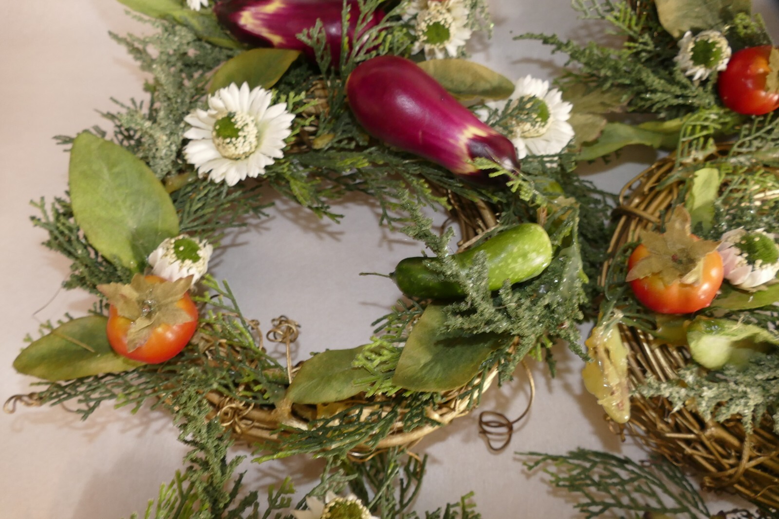 Set Of 6 Vegetable Summer Garden 8 Inch Wreaths Projects, Need Glue Gun Help