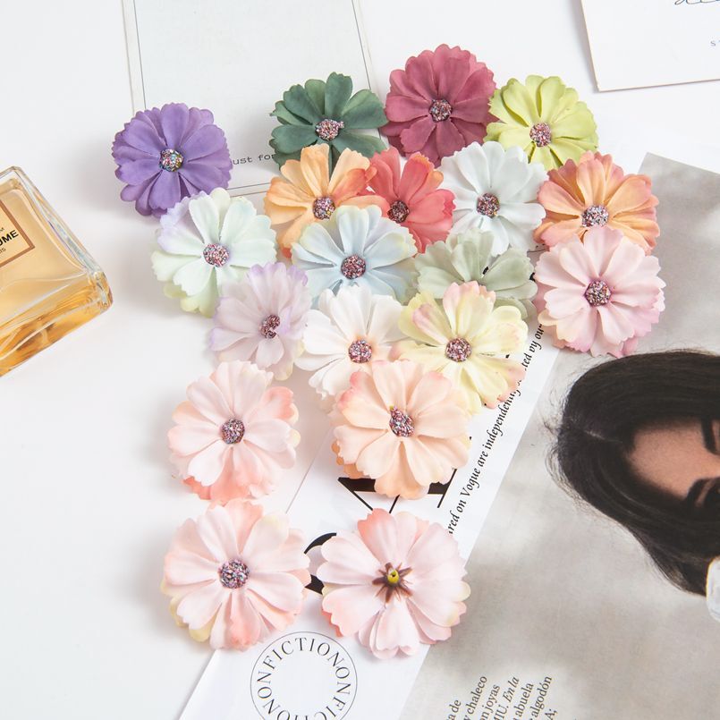 50PCS Artificial Flower Plastic Daisy Head Wedding Home Craft DIY Art Decoration