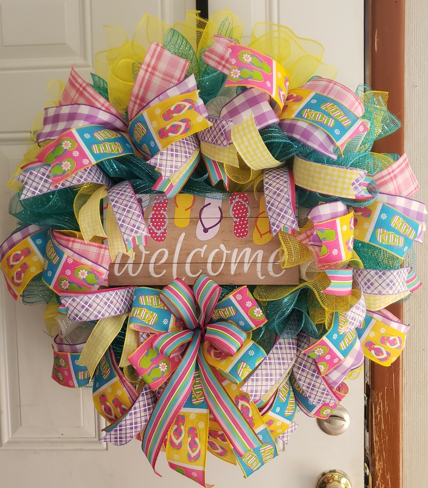 Custom Handmade summer Wreathe. Great addition for spring! 26×26×6