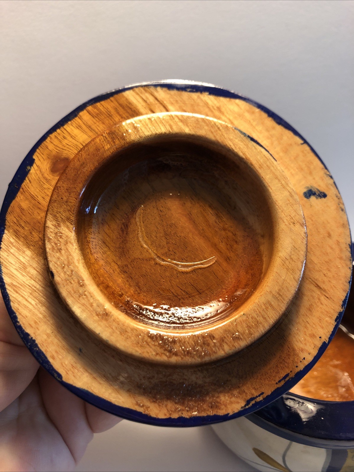Wooden Container Trinket Holder w Lid Calla Lily Flower Painted Shellac Glossy