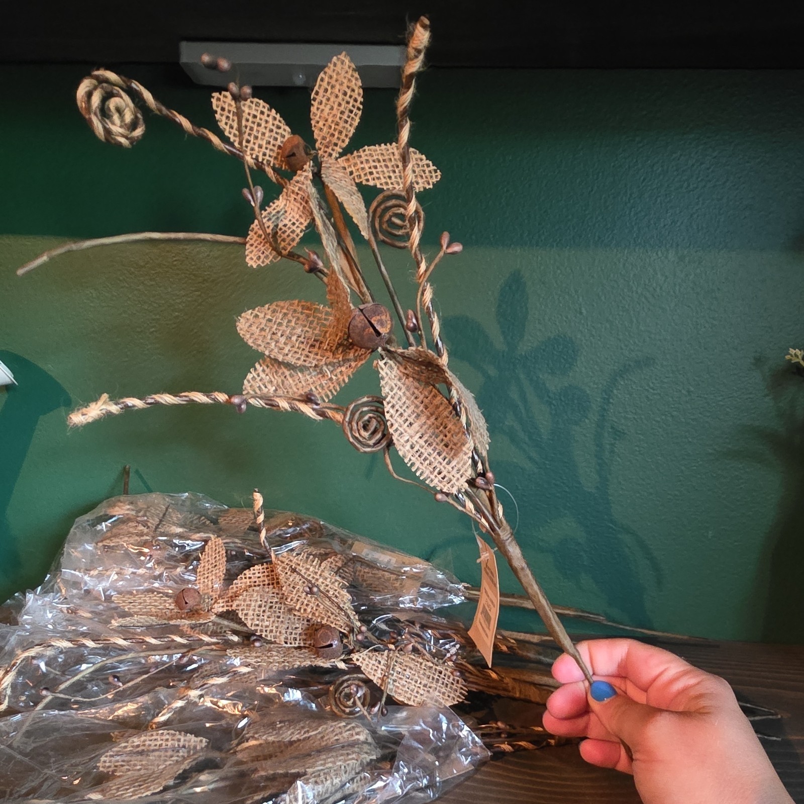 Honey and Me, Inc. Artificial Burlap Leaf Branch Pick Brown 16″ E14454
