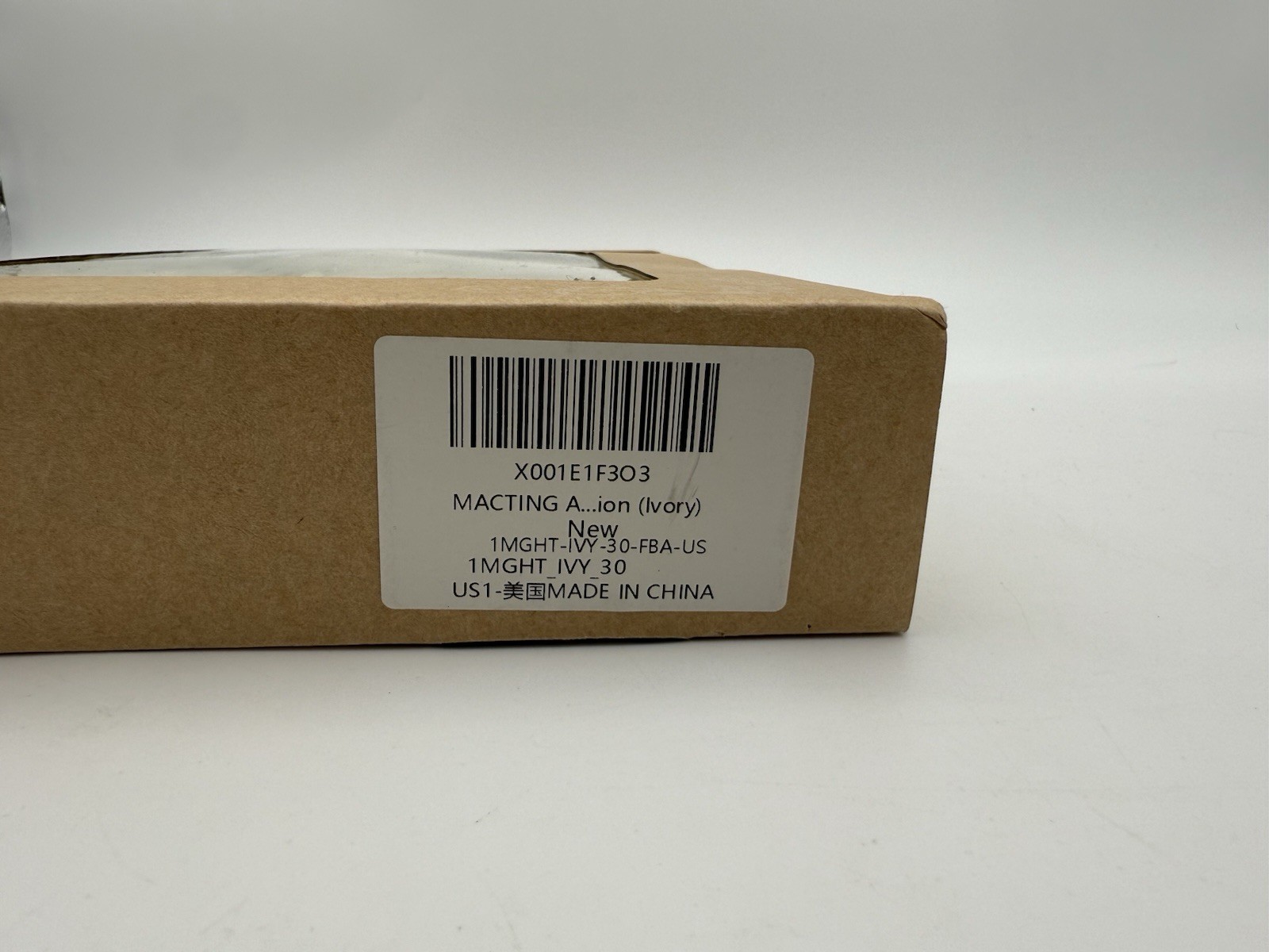 Macting 30pc Faux White Flowers (Roses) New In Box