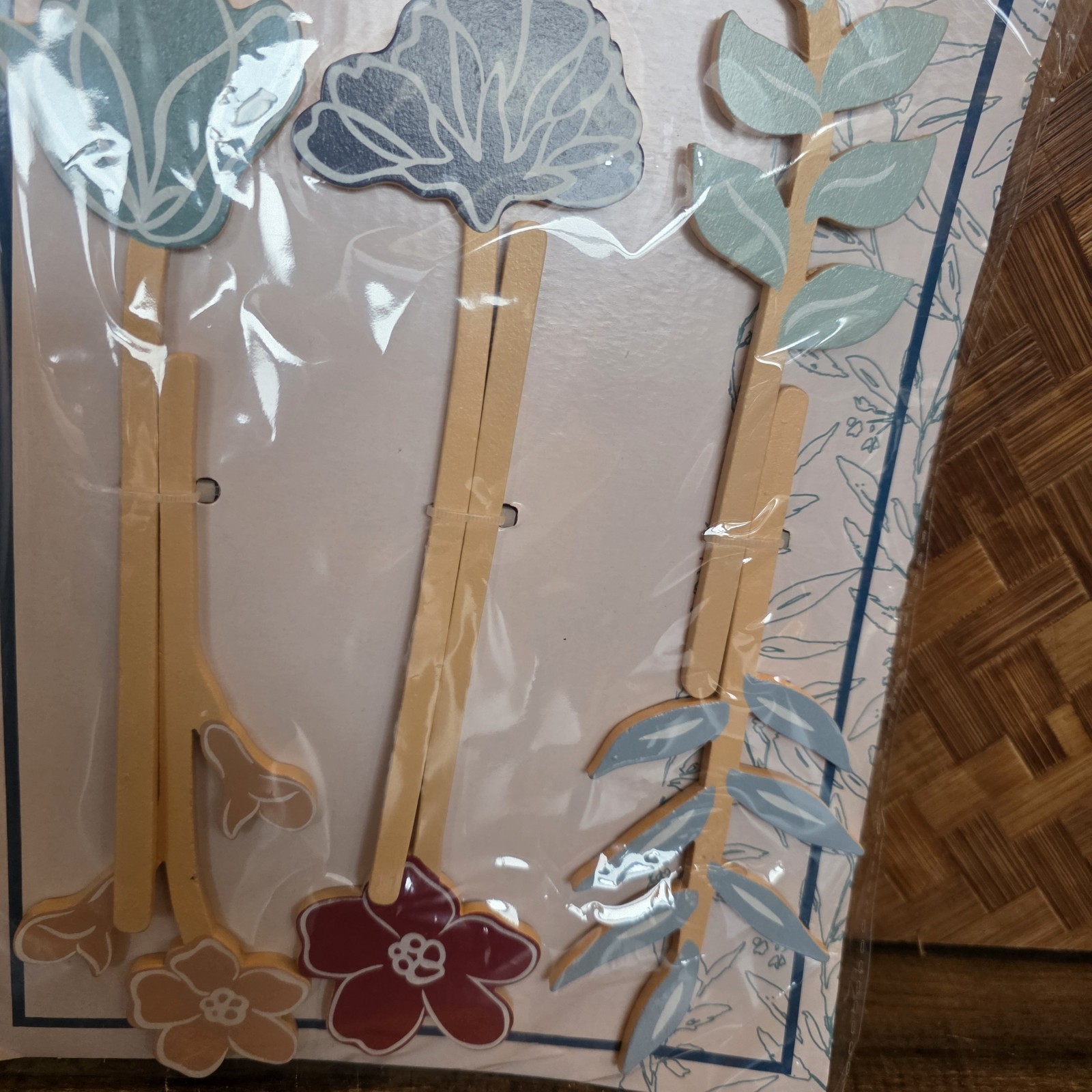 BRAND NEW Wood Floral Stems 6 Ct Per Package Crafts Decor