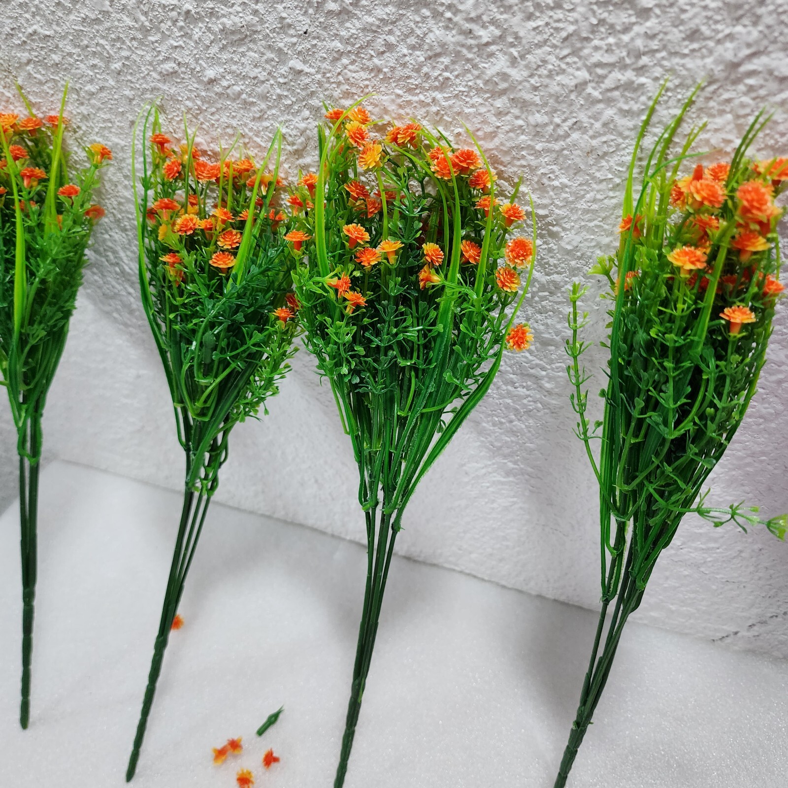 AngleLife Artificial Daffodil Flowers for Wedding, Garden, Office Decor, 4 Pcs