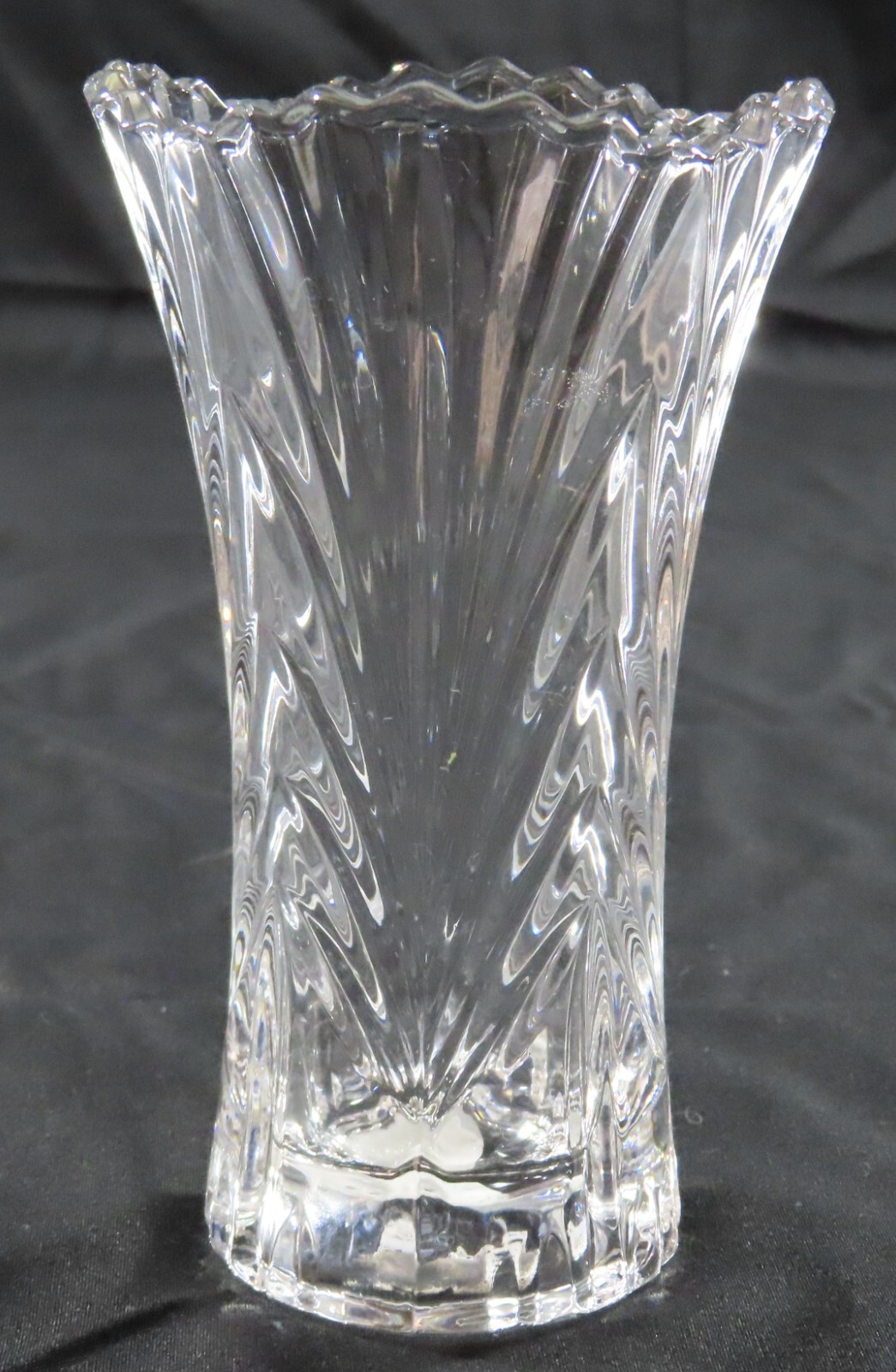 Crystal Flower Bud Vase 5″ Ribbed Mikasa Swirl Oval Mouth Art Deco Excellent