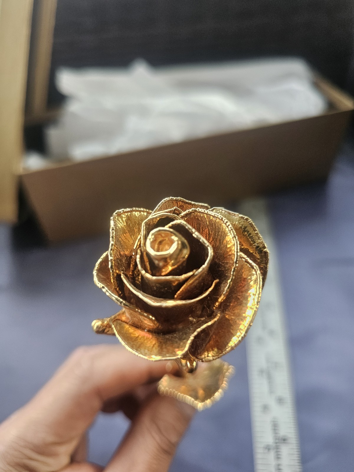 24k Rose Co Rose Cover In 24k Gold Pre Owned Condition