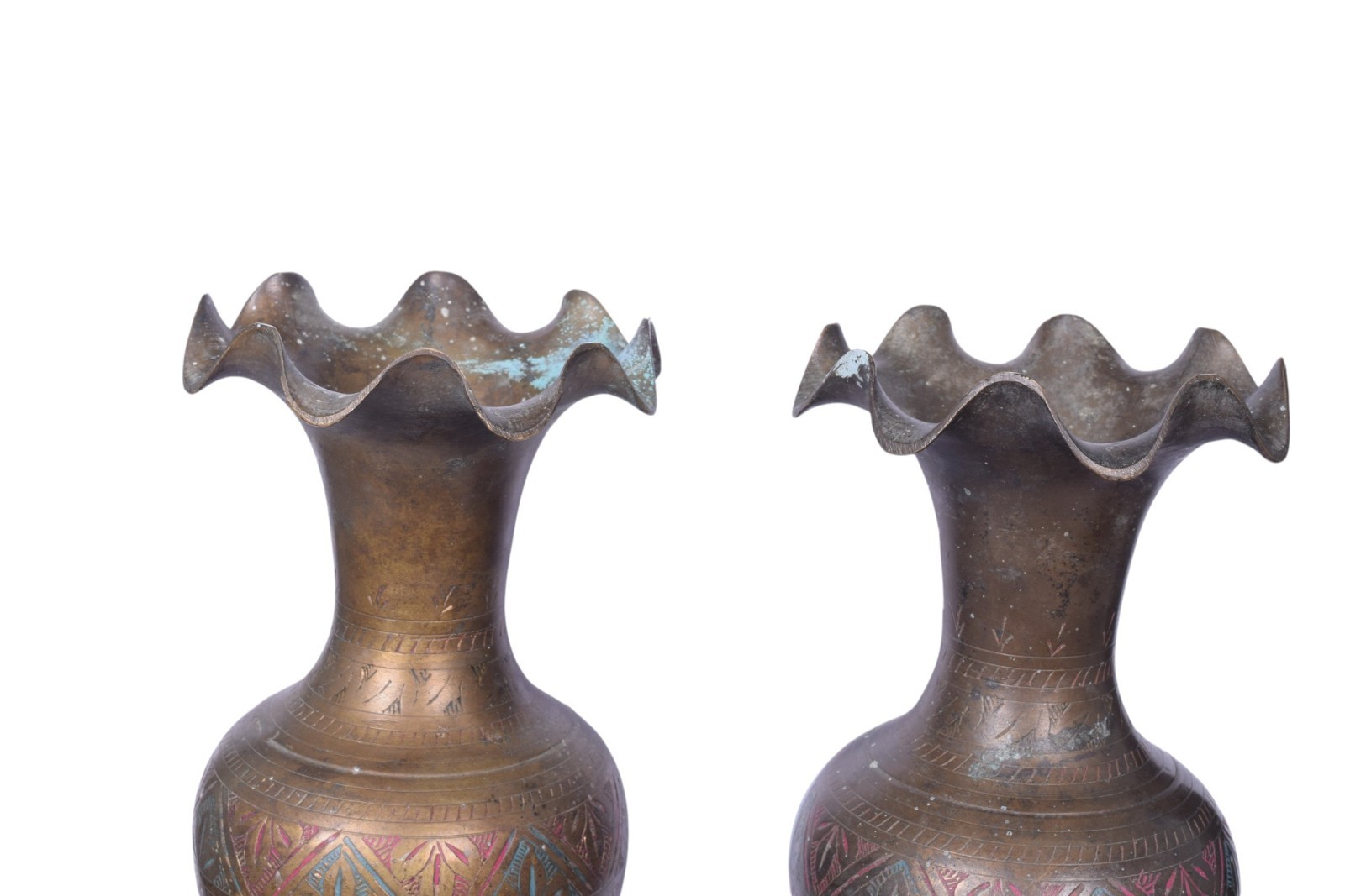 Pair of vintage brass highly decorative beautiful big size flower pots. G7-654
