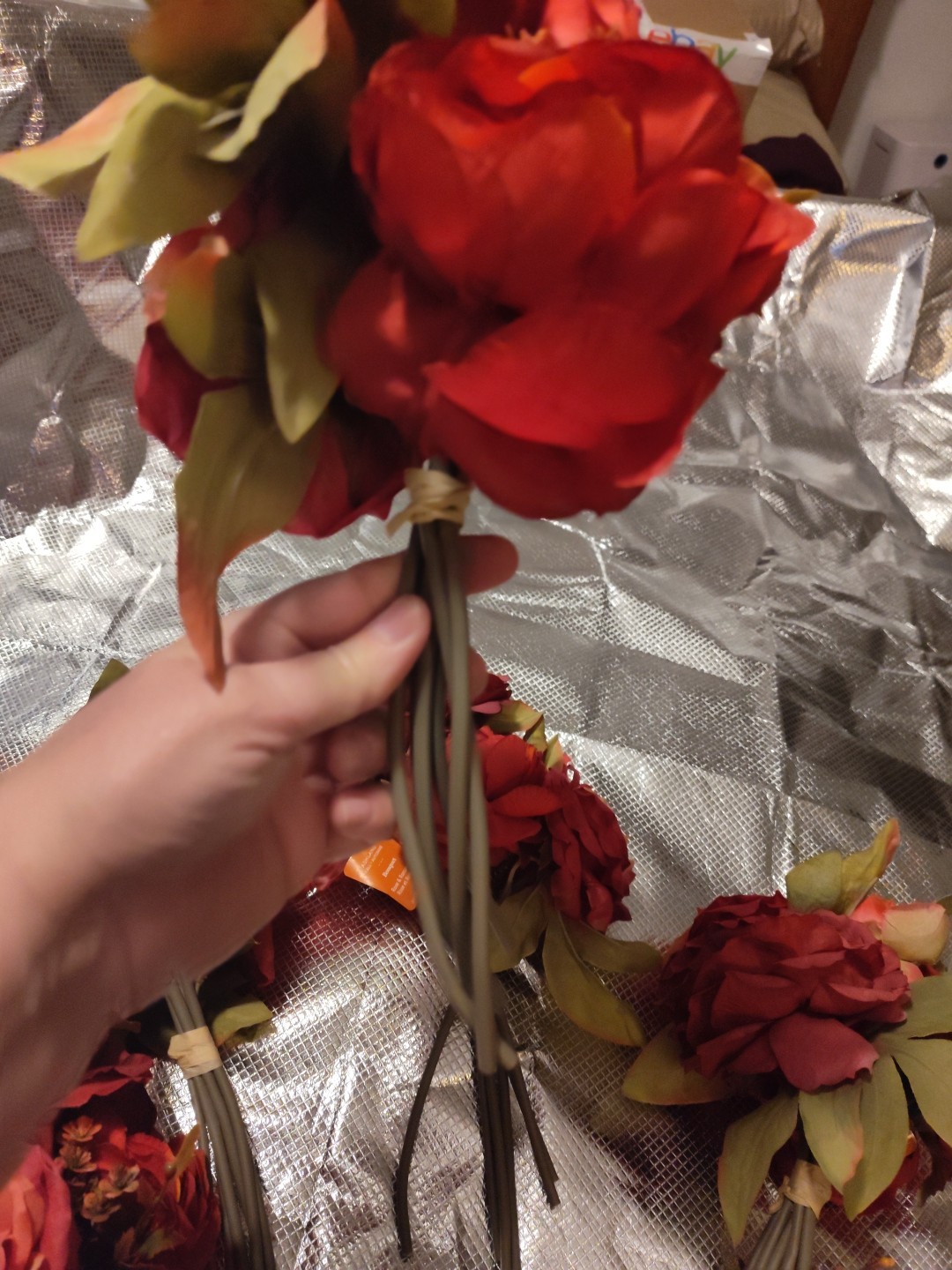 Multi Stem Box Of Faux Rose & Ranunculus Bouquets X6 Bundle & 1 Sm Fall Pick NWT