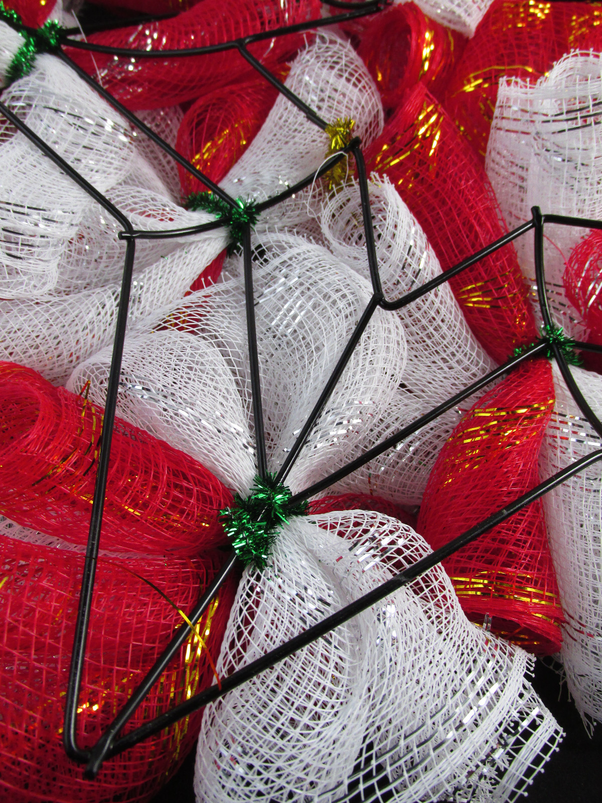 Red, White, and Green Woodland Cruffle Christmas Star Deco Mesh Wreath