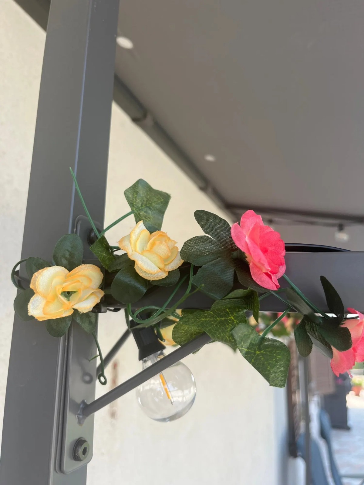 250cm Artificial Rose Garland Flower Vine for Wedding Party Home Wall Decoration