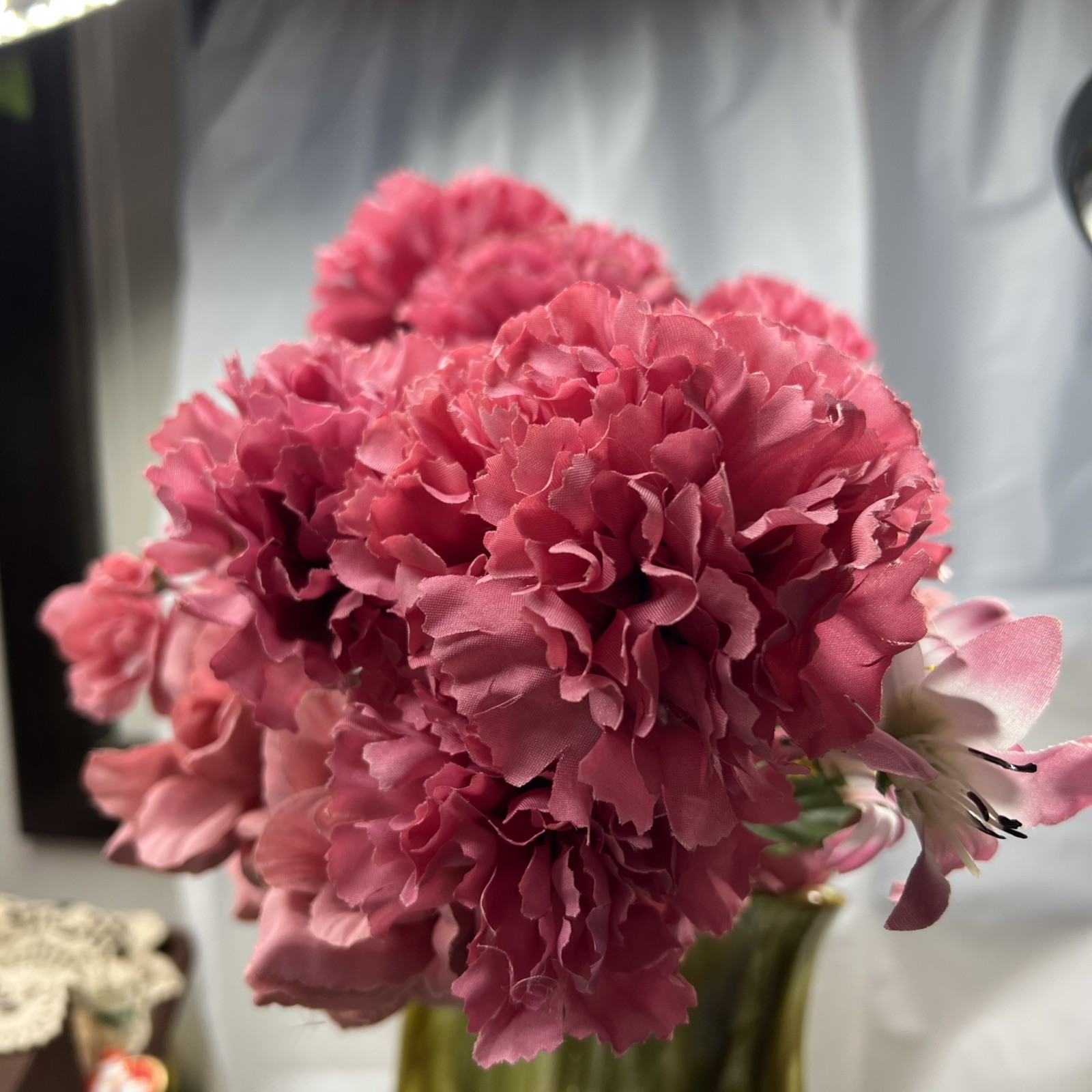 9 Vtg Bouquets Faux Flowers Mauve Pink Burgundy Roses Daisies Carnations NOS