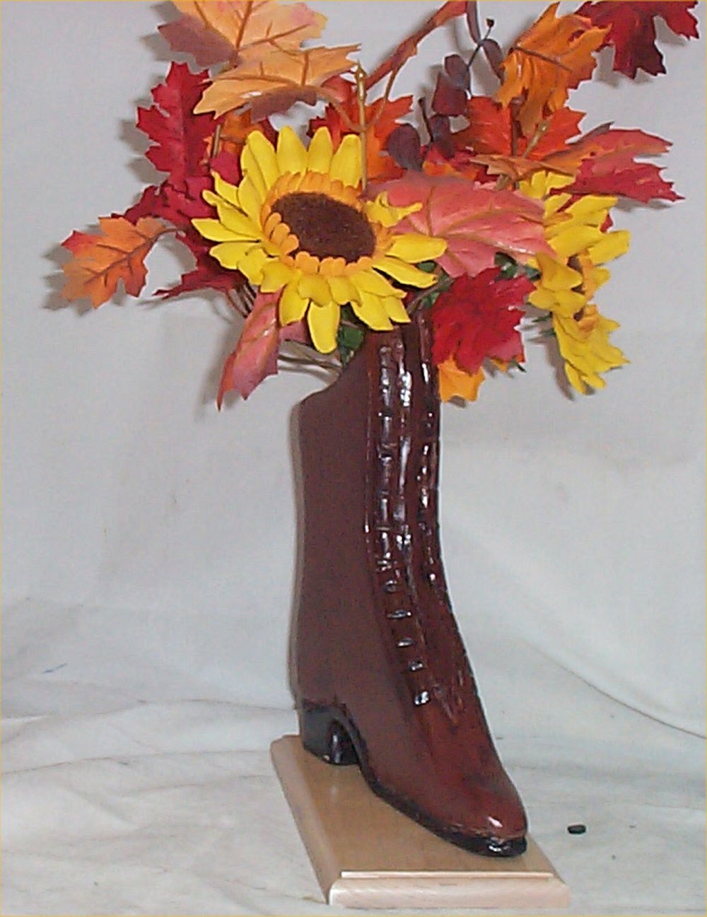 Floral Arrangement Carved Wood boot Chic Fall Decoration Handcrafted Home Decor