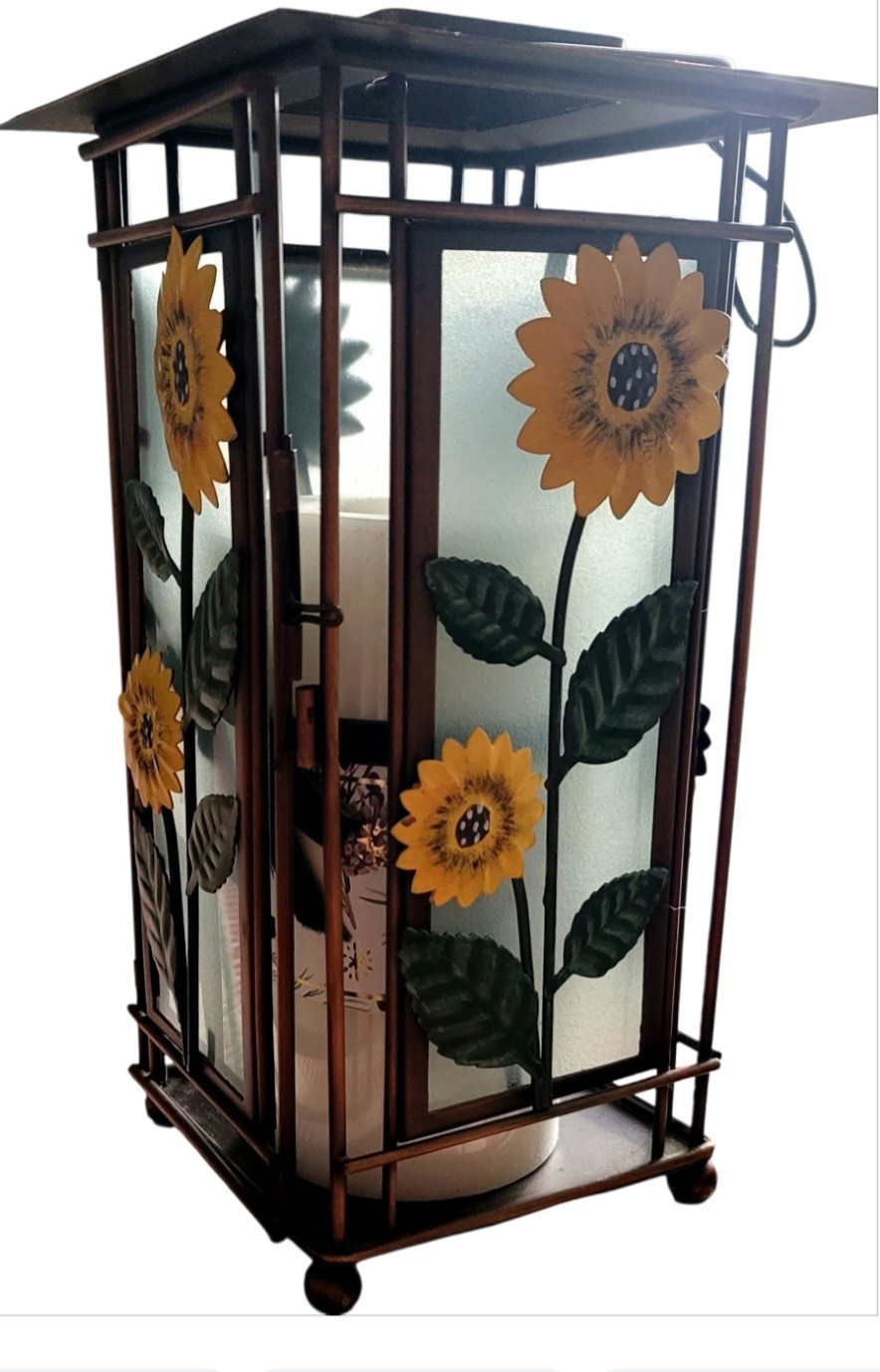 Sunflower Glass Panel Lantern – Yellow & Green Decorative