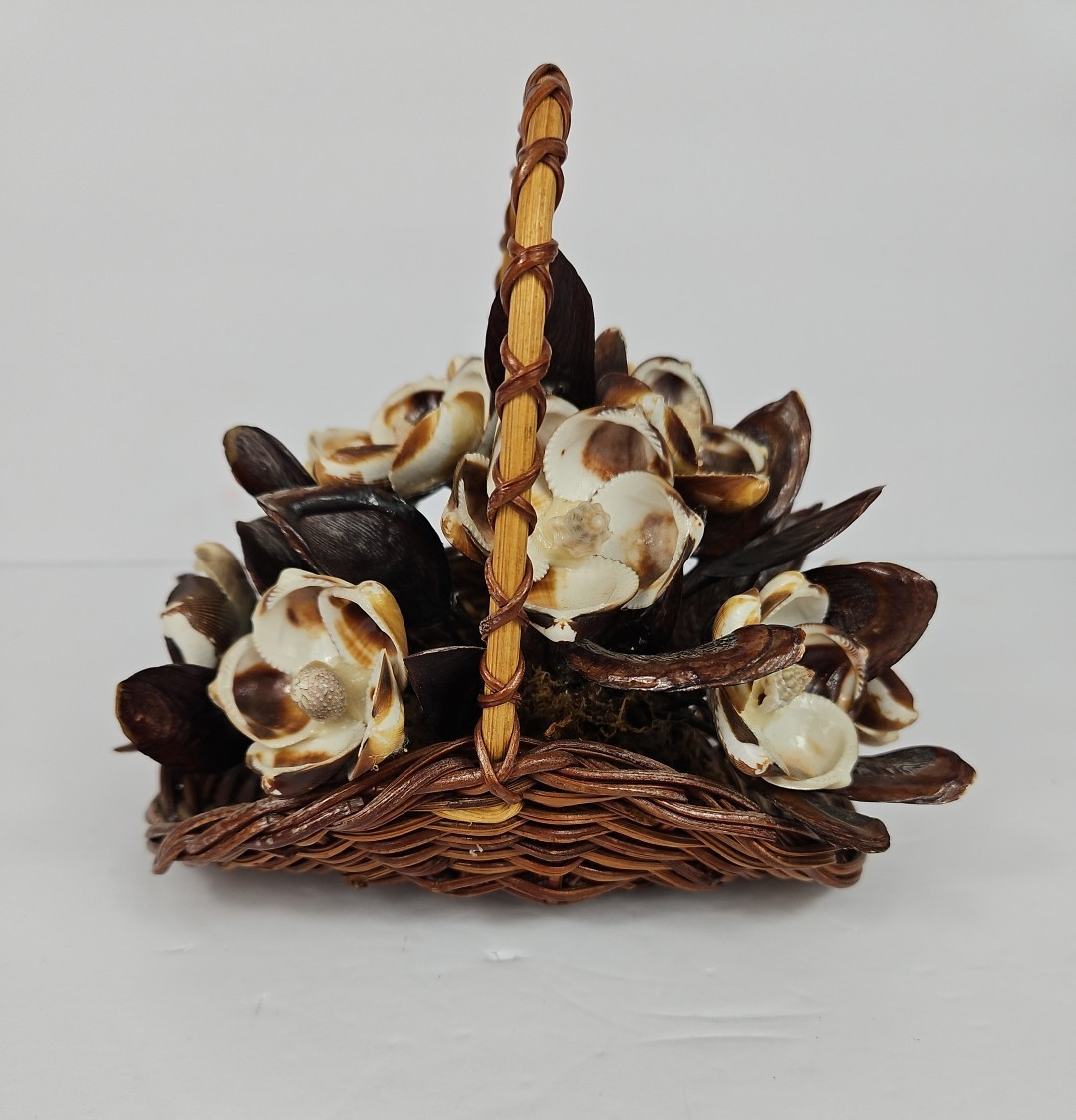 Seashell Art Floral Arrangement In Basket BOHO Vintage handmade decor 6 1/2″tall