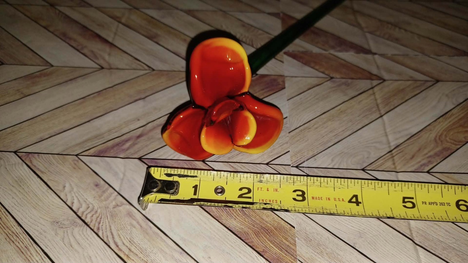 12 Inch Murano Style Blown Glass Flower Excellent Condition Art Glass Red/Orange
