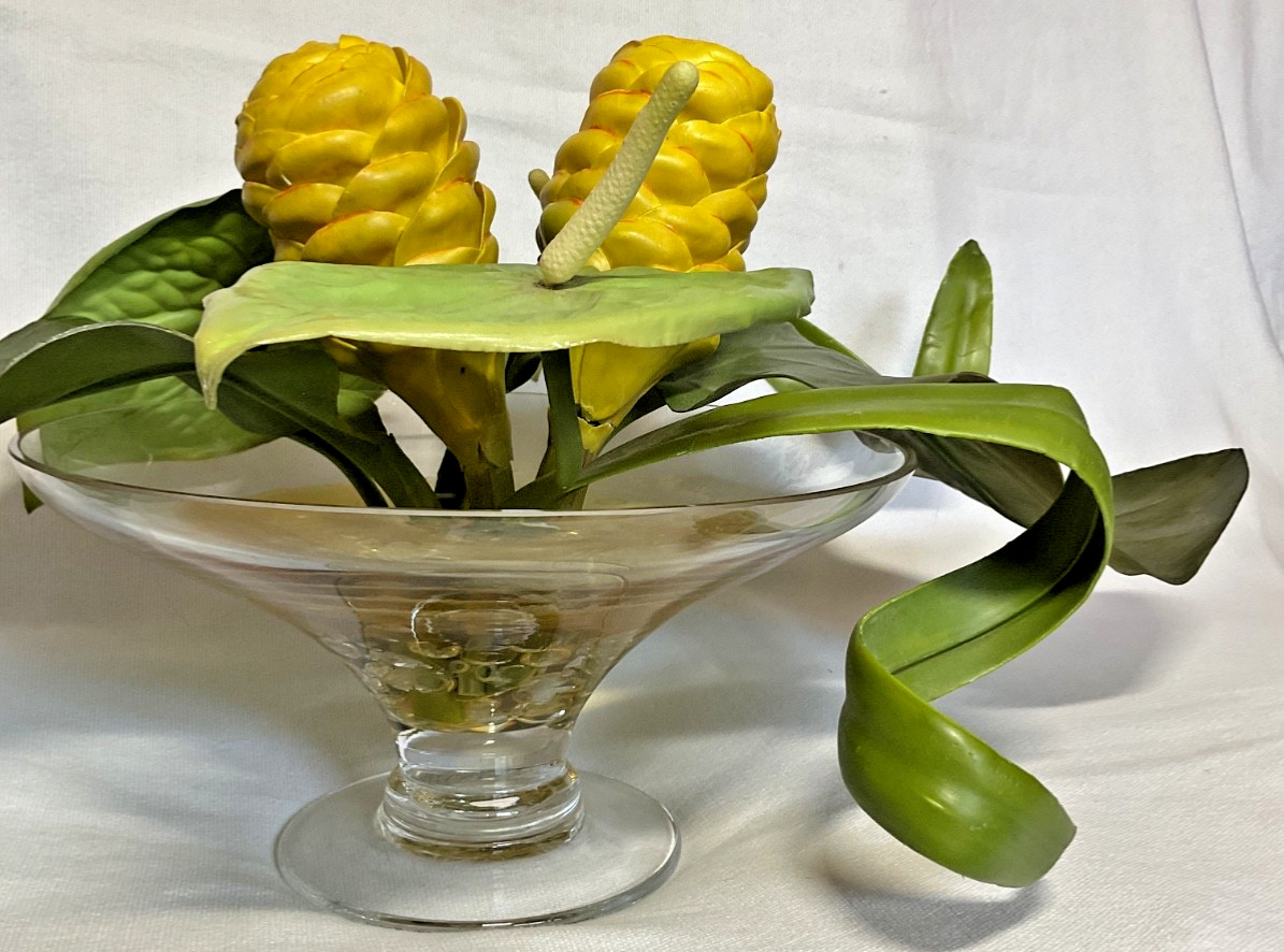 Artificial Tropical Flower Arrangement in Glass Vase With Faux Water YELLOW NWT