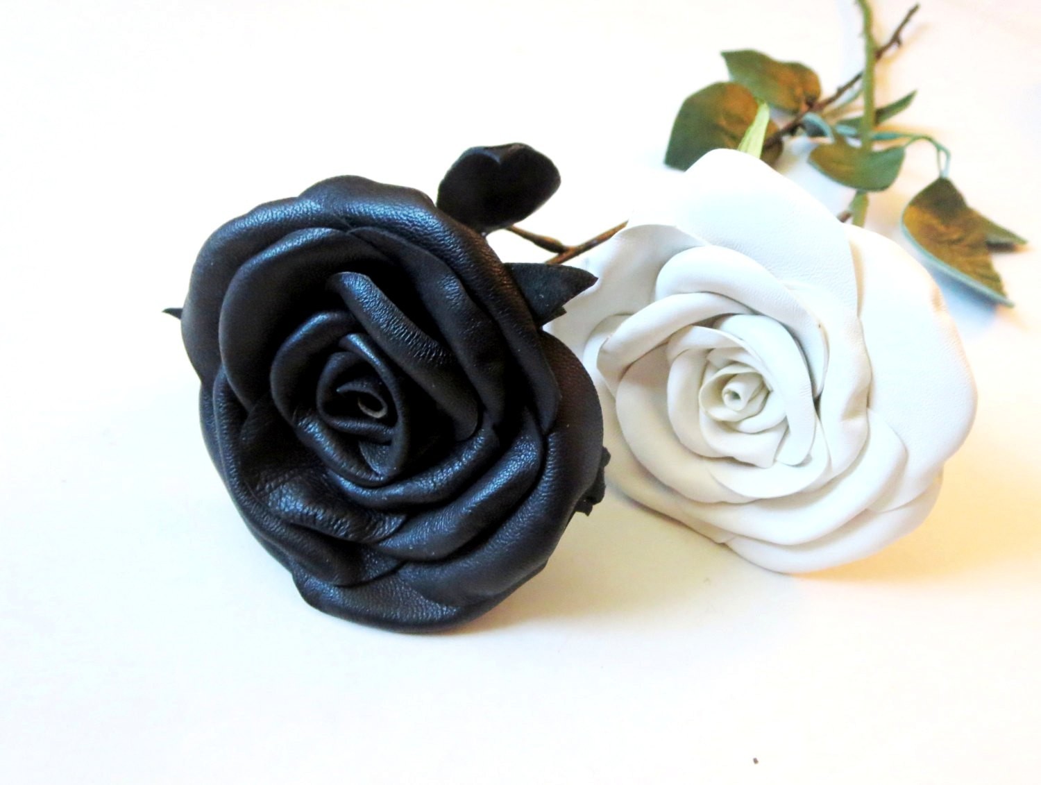 Handcrafted Leather Rose, leather Flowers Bouquet, 3rd Anniversary Gift