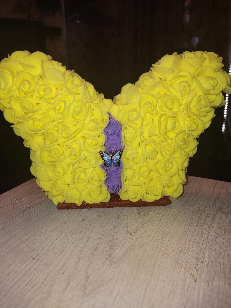 FLORAL BUTTERFLY DECOR 10IN X 10IN