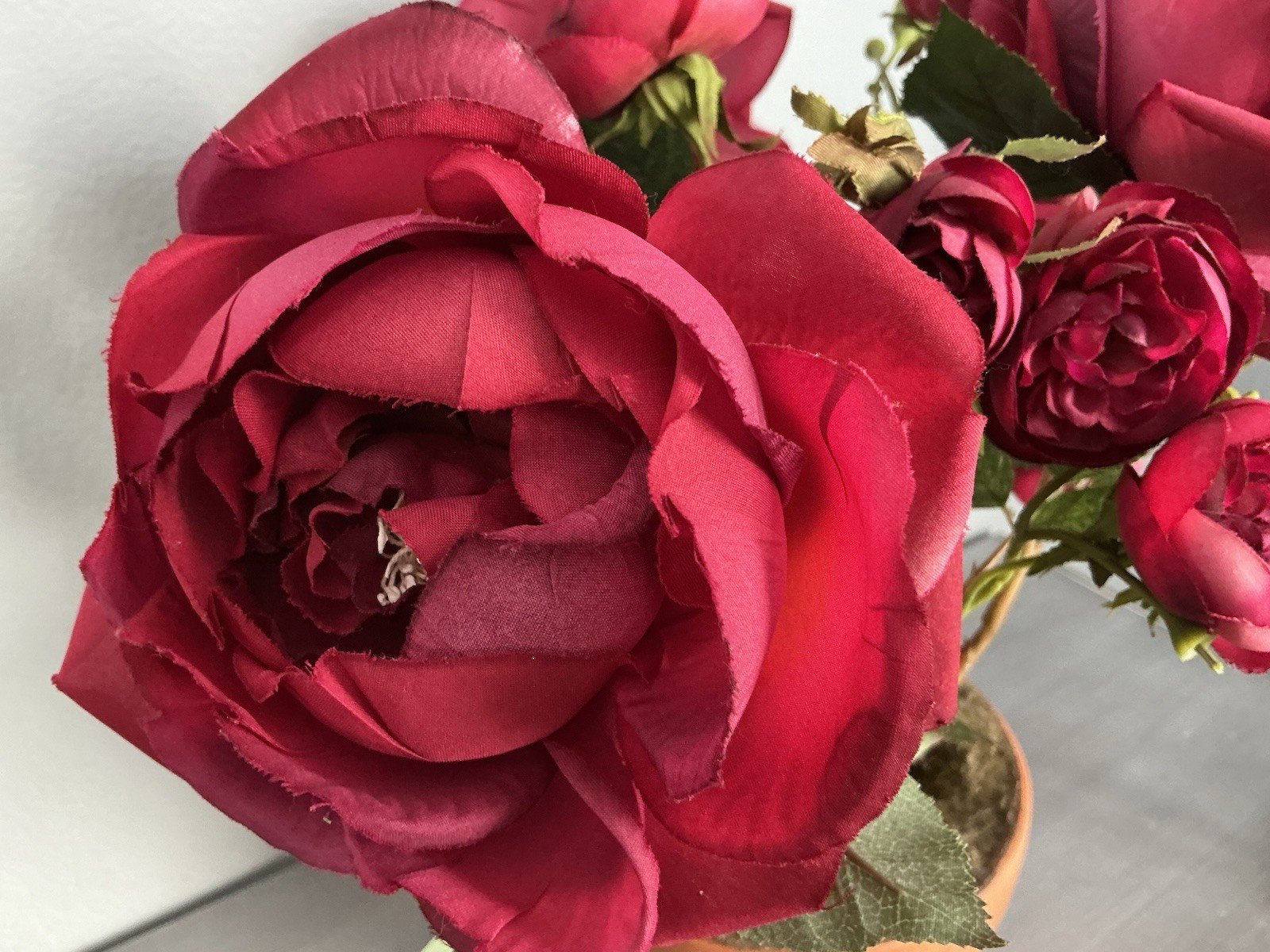 Realistic Artificial Camellia Red Roses Floral Arrangement Terracotta Pot 15’’