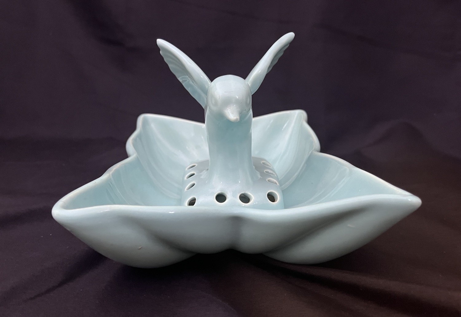 Vtg Camark Art Pottery Blue #410 Leaf Bowl Planter & Bird Flower Frog Set (S4)
