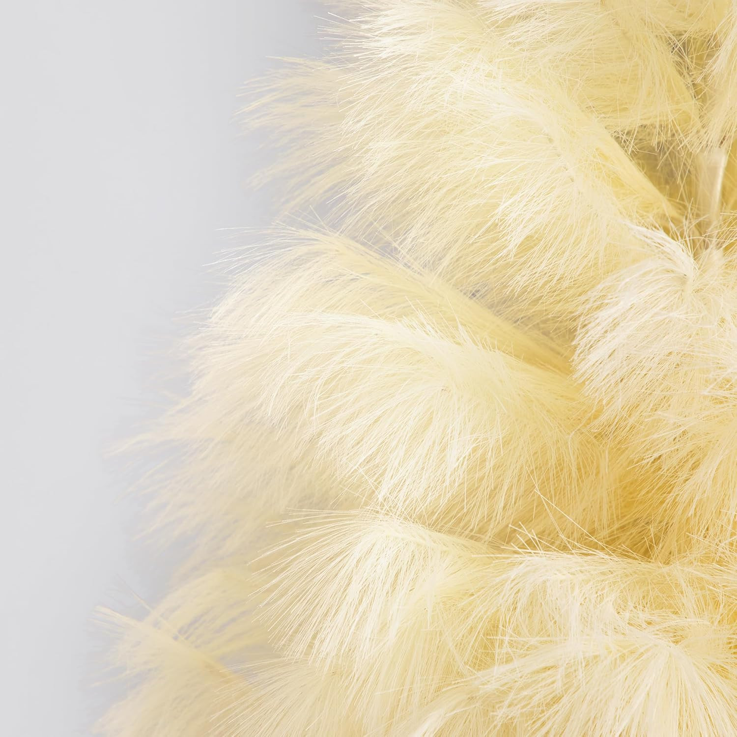 4Ft Off-White Pampas Grass Christmas Tree – Elegant Holiday Decor