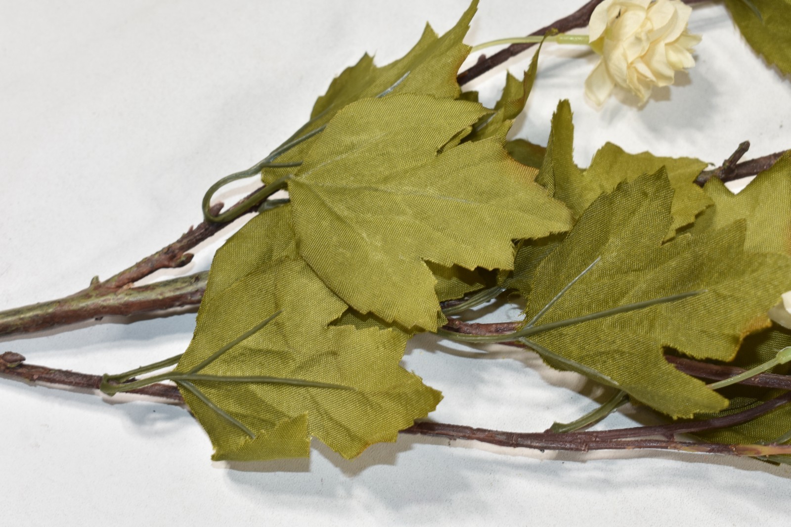 Pottery Barn Faux Ivory Hops Branch Artificial Flowers 42″ Stem NEW