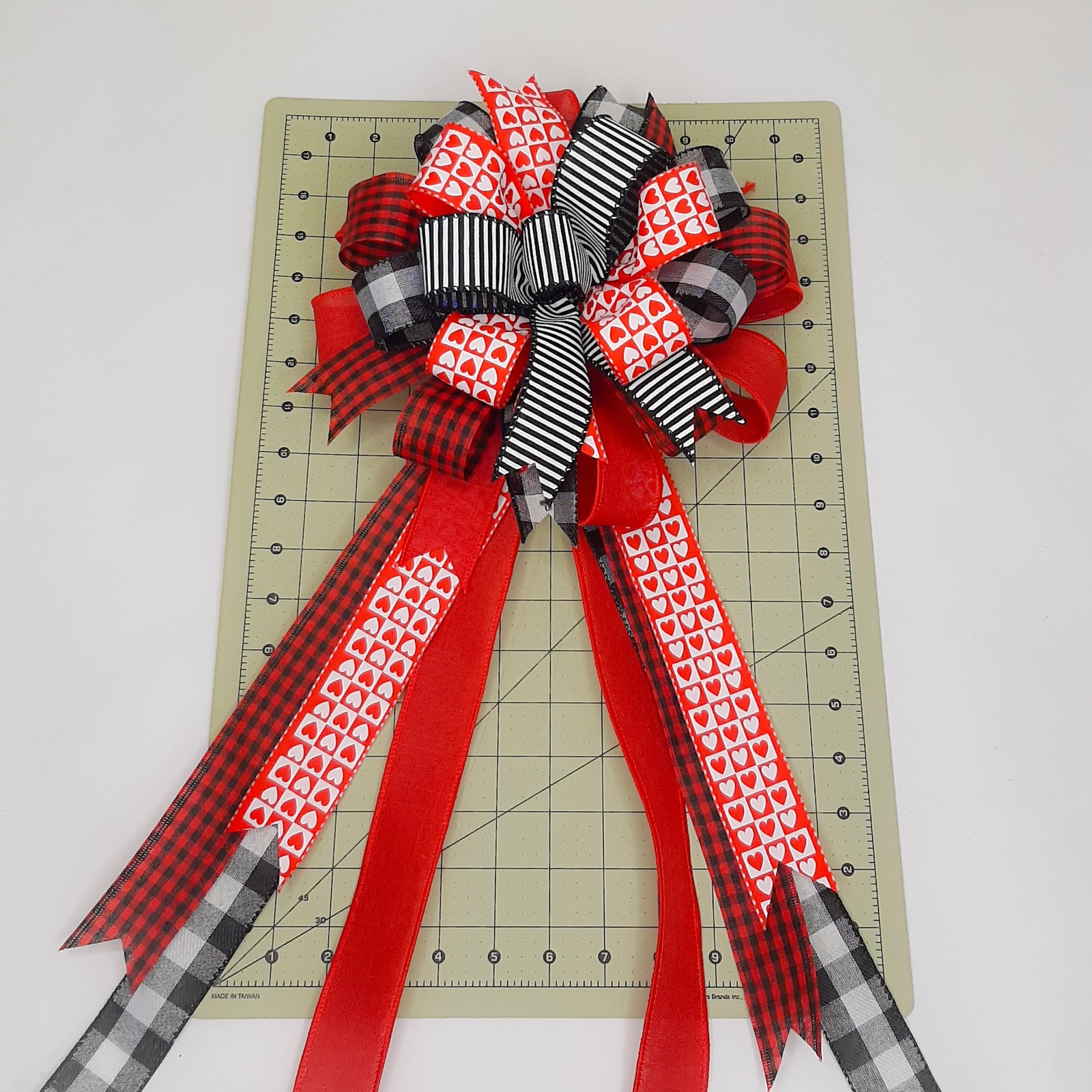 Valentine’s Day Bow, Red, Black, and White Check, Hearts