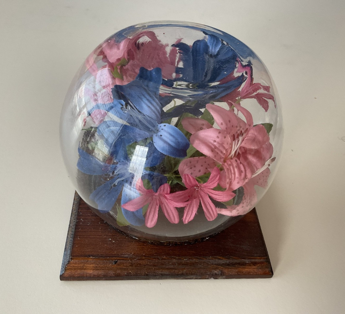 Faux Flowers Clear Dome Cover Wood Base Centerpiece Decor Blue/Pink Floral