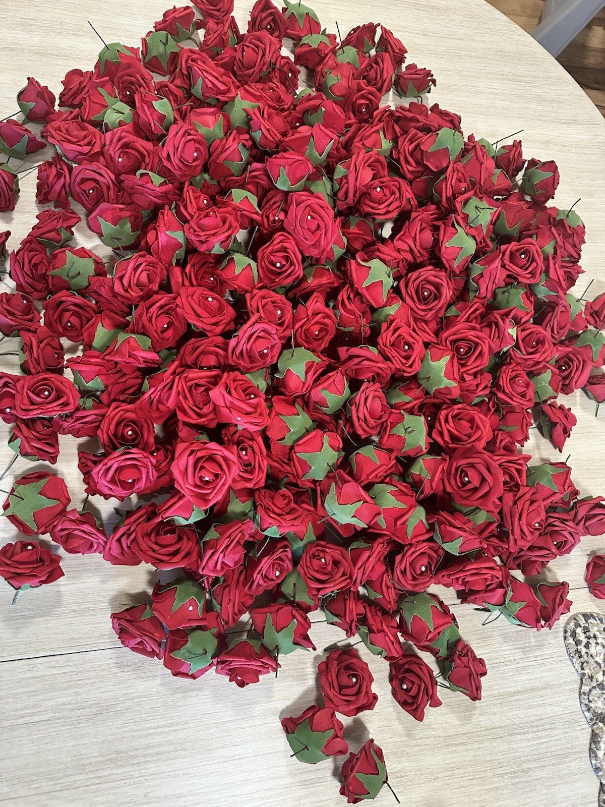 Artificial Flowers 113 Pcs Real Looking Red Foam Fake Roses with Stems