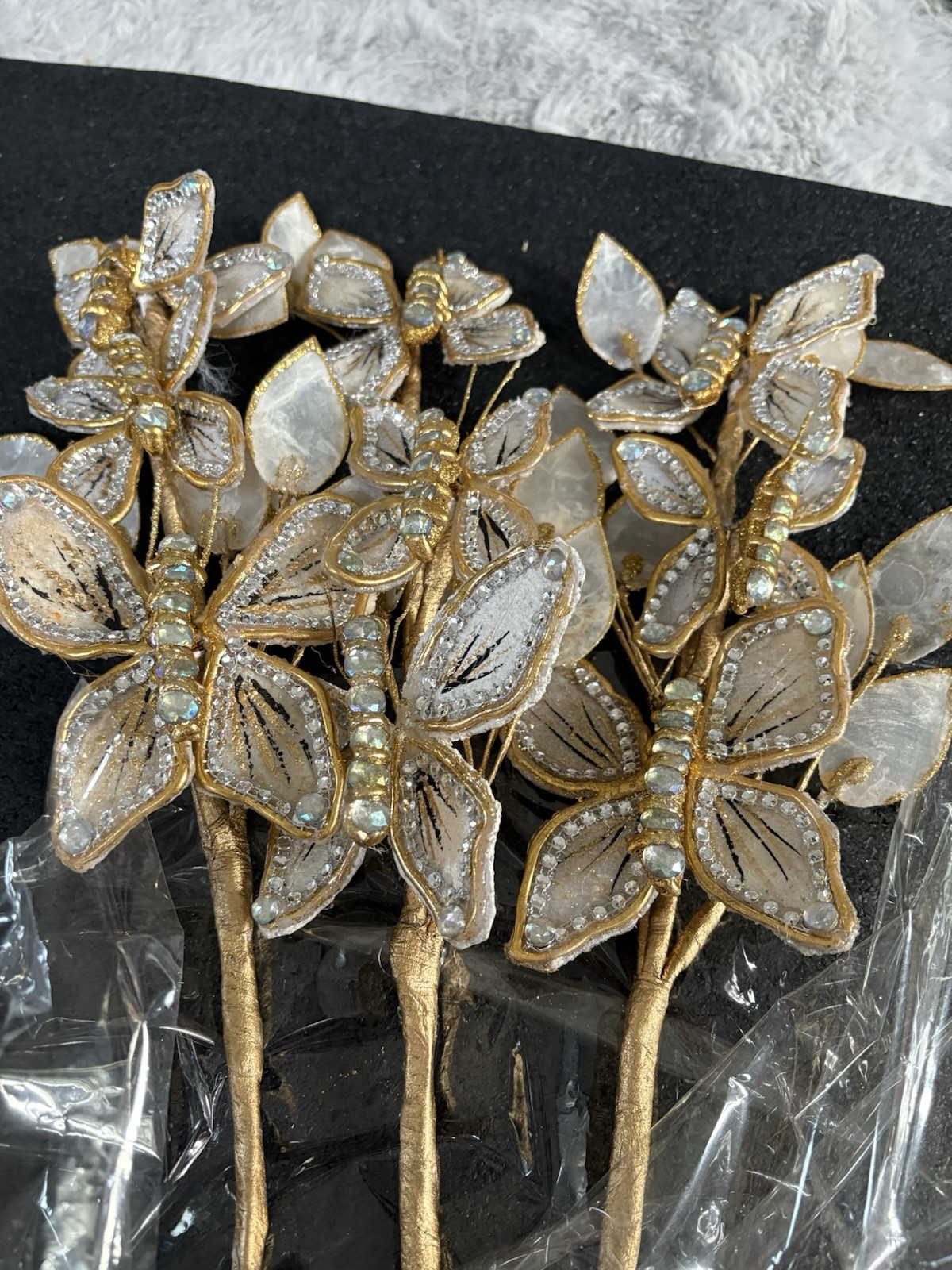 butterfly bouquet made of capiz shells mettalic gold silver 30” Long Stem (3)