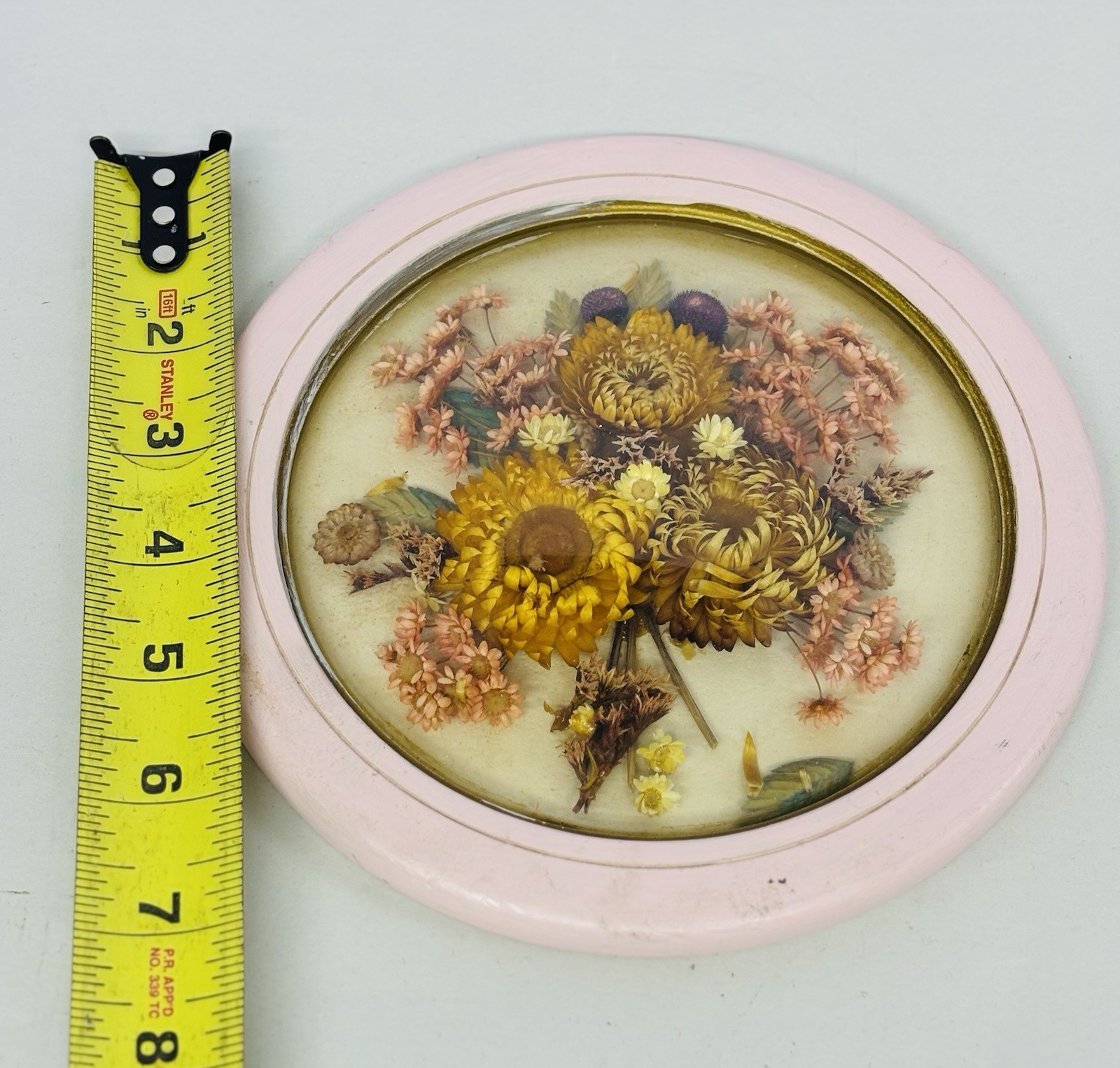 Vintage Dried Flower Art In Round Convex Glass Frame 7.5”