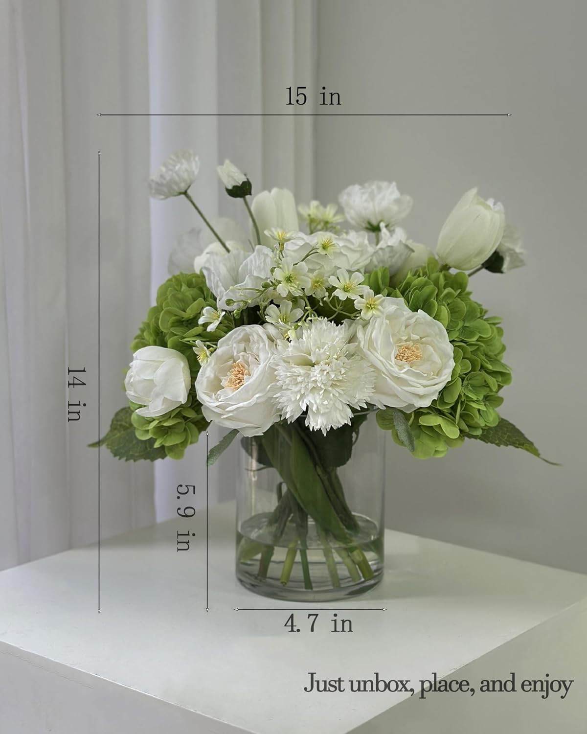Lifelike Flower Arrangement in Glass Vase – No Water Needed, Perfect Gift!