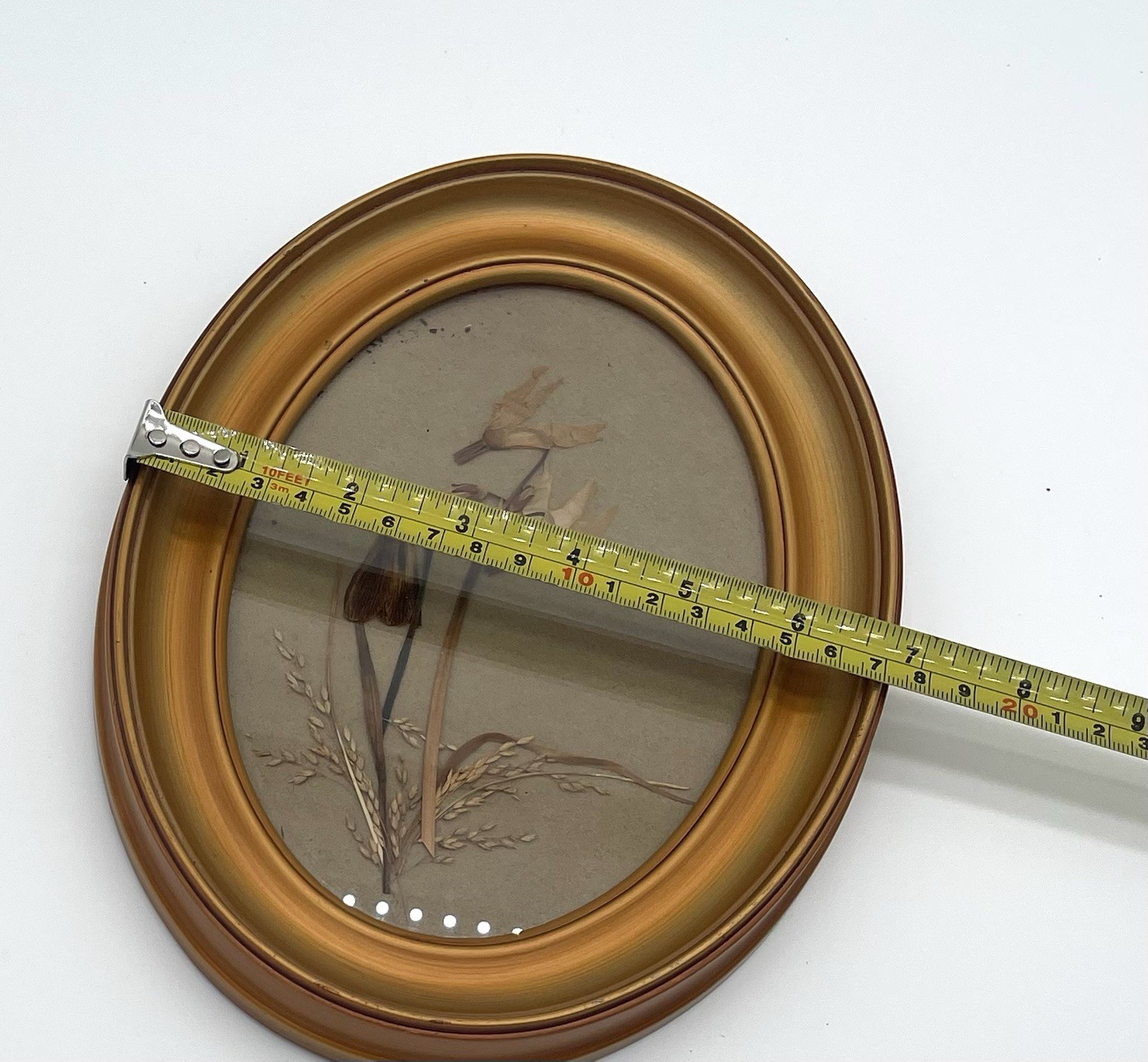 Vtg Dried/Pressed Flowers In Oval Frame Wall Hang Gold Frame 9”x7” Cottagecore