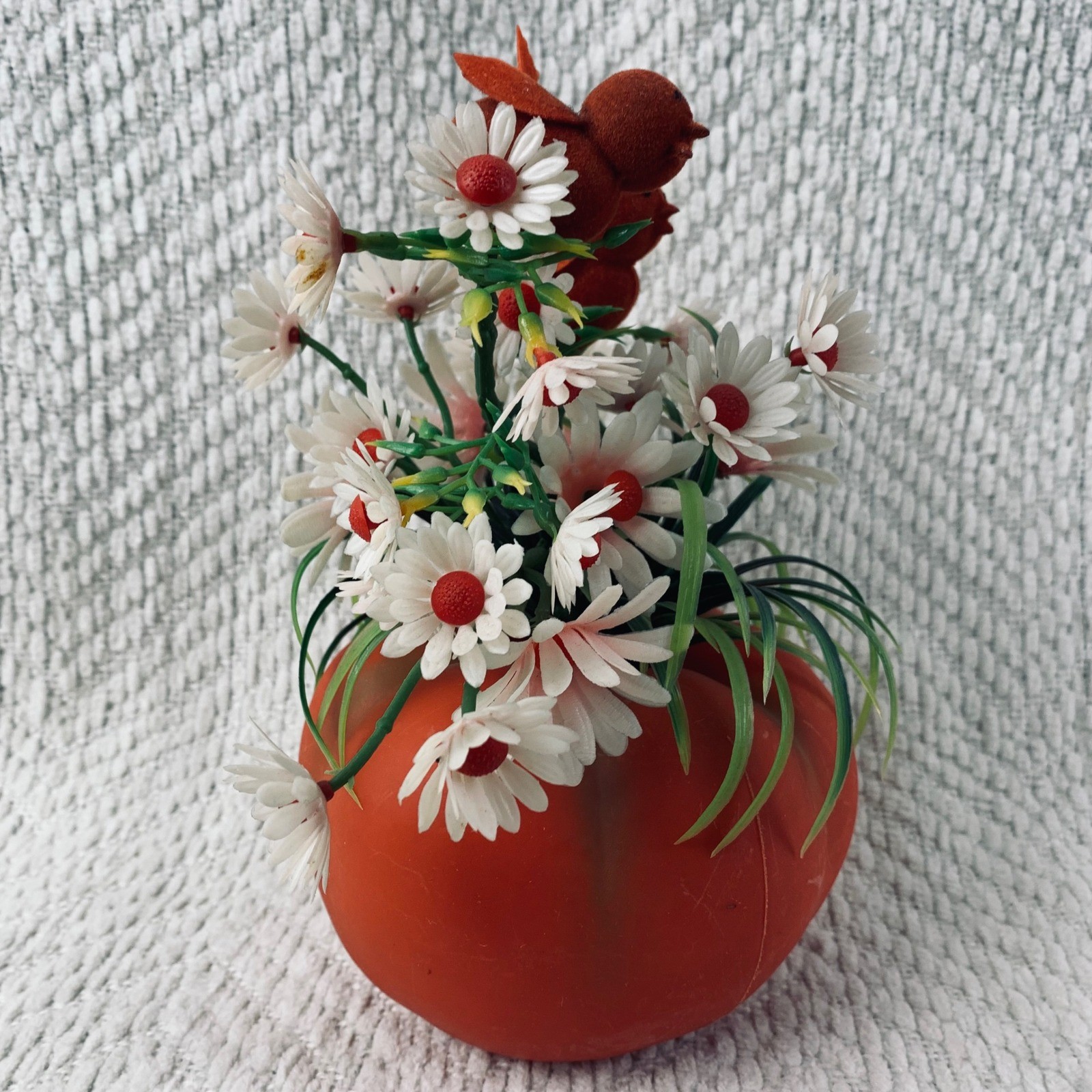 Vtg Christmas Home Decorative Products Tomato Floral Arrangement Flocked Birds