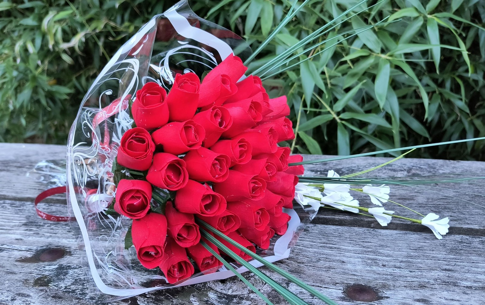Valentines Day All Red Flower Bouquet Fresh Rose Cut Floral Gift 3 Dozen