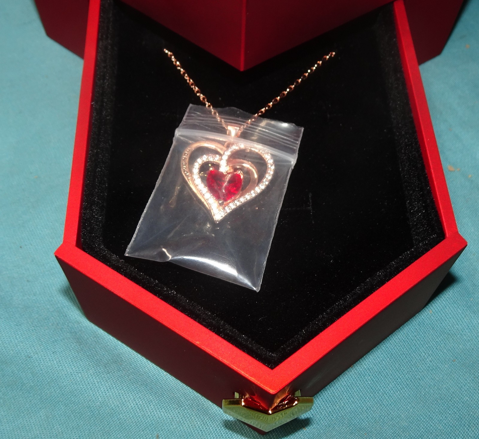 new open box Preserved Real Red Rose Gift Box with Heart Necklace Eternal Flower