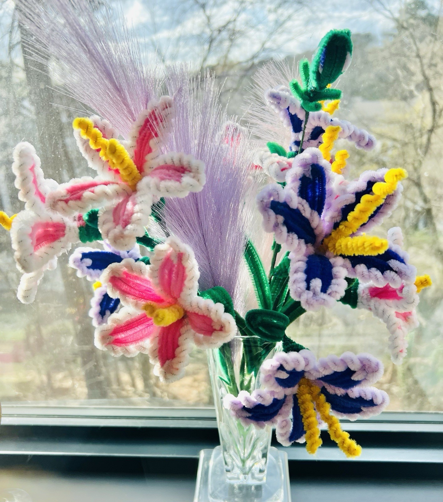Original Handmade 6 pcs Pipe Cleaners Flowers Branches In The Vase .