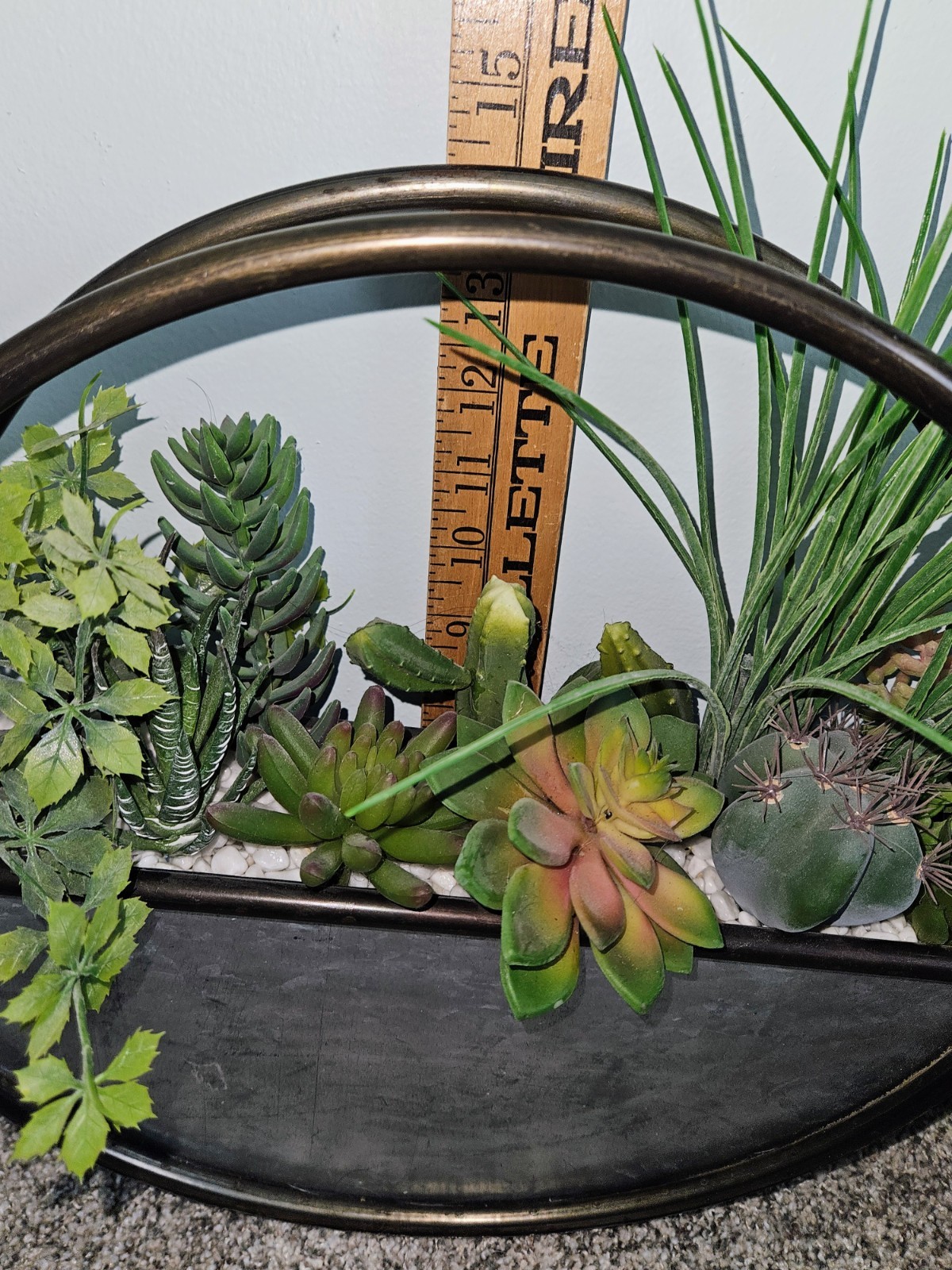 14 X 14 X 4 Tin Metal Succulent Farm Decor Wall Decor Table Top Pre-owned