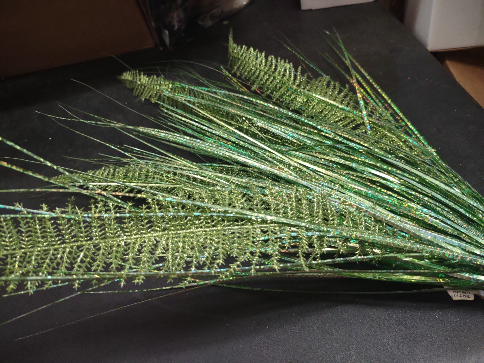 Retro Plastic Dragon Fern, Green, w/200 Stems of Holographic Grass Greenery, 24″