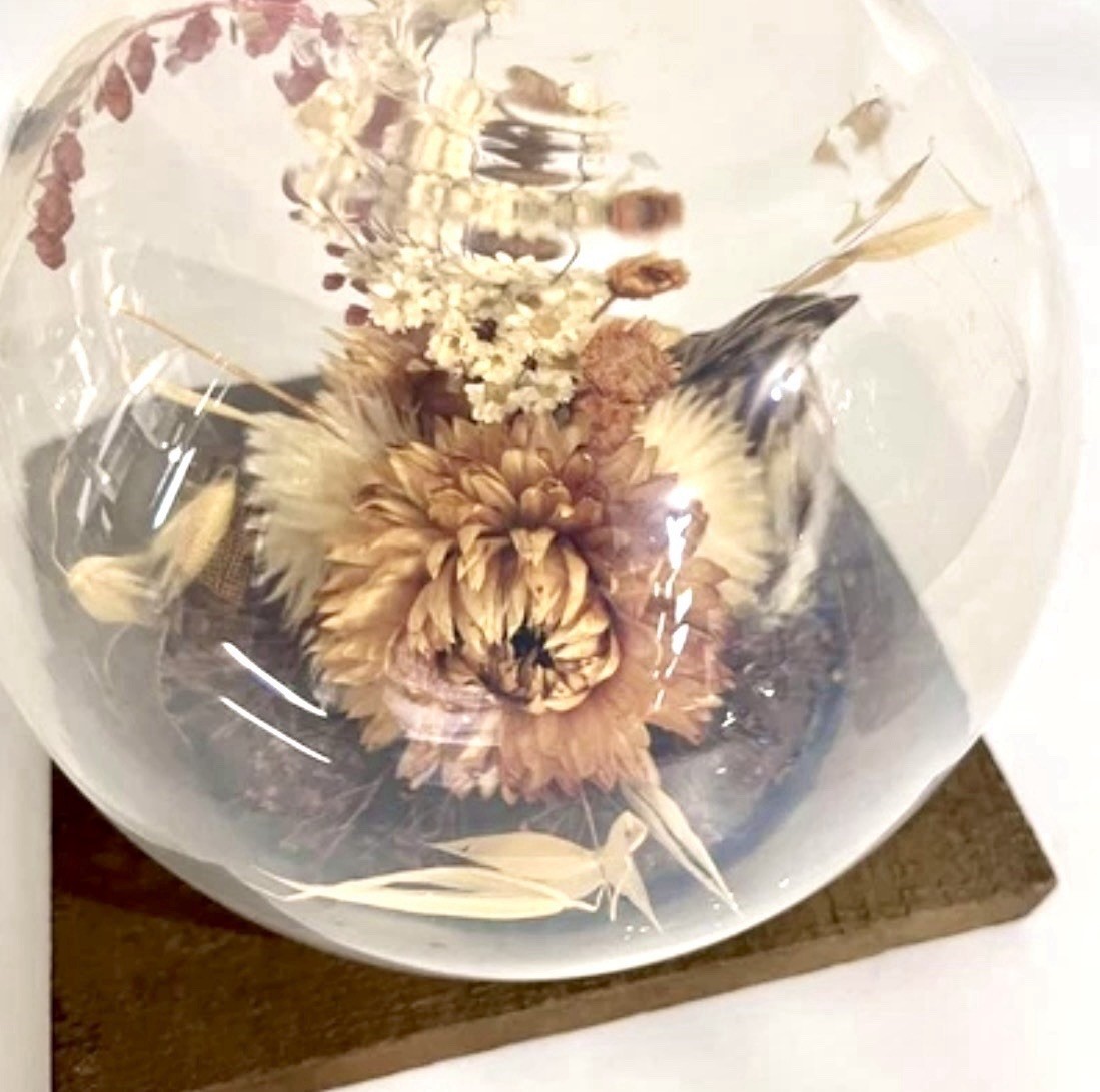 Vintage 60s Dried Flower Glass Terrarium Bird Floral Strawflower Daisy Bouquet