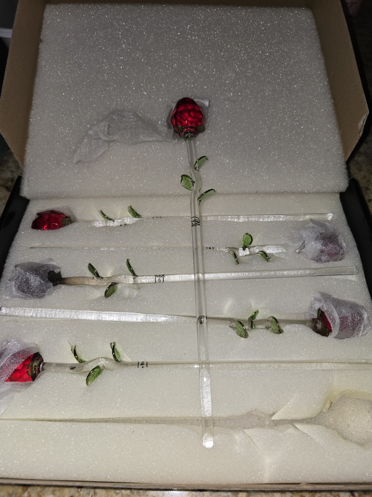 Eros Handmade Crystal Glass Rose Bouquet Set of 6, 13 in, Red