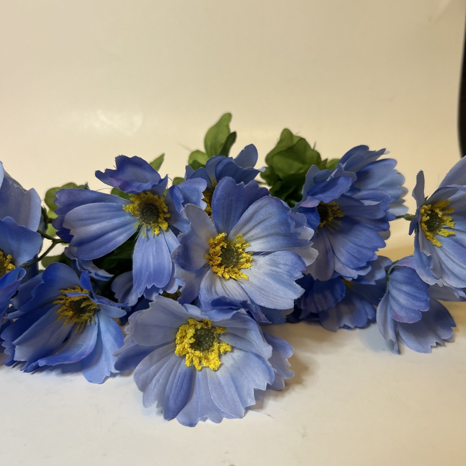 Mainstays Artificial Cosmo Pick Flowers – Set of 3