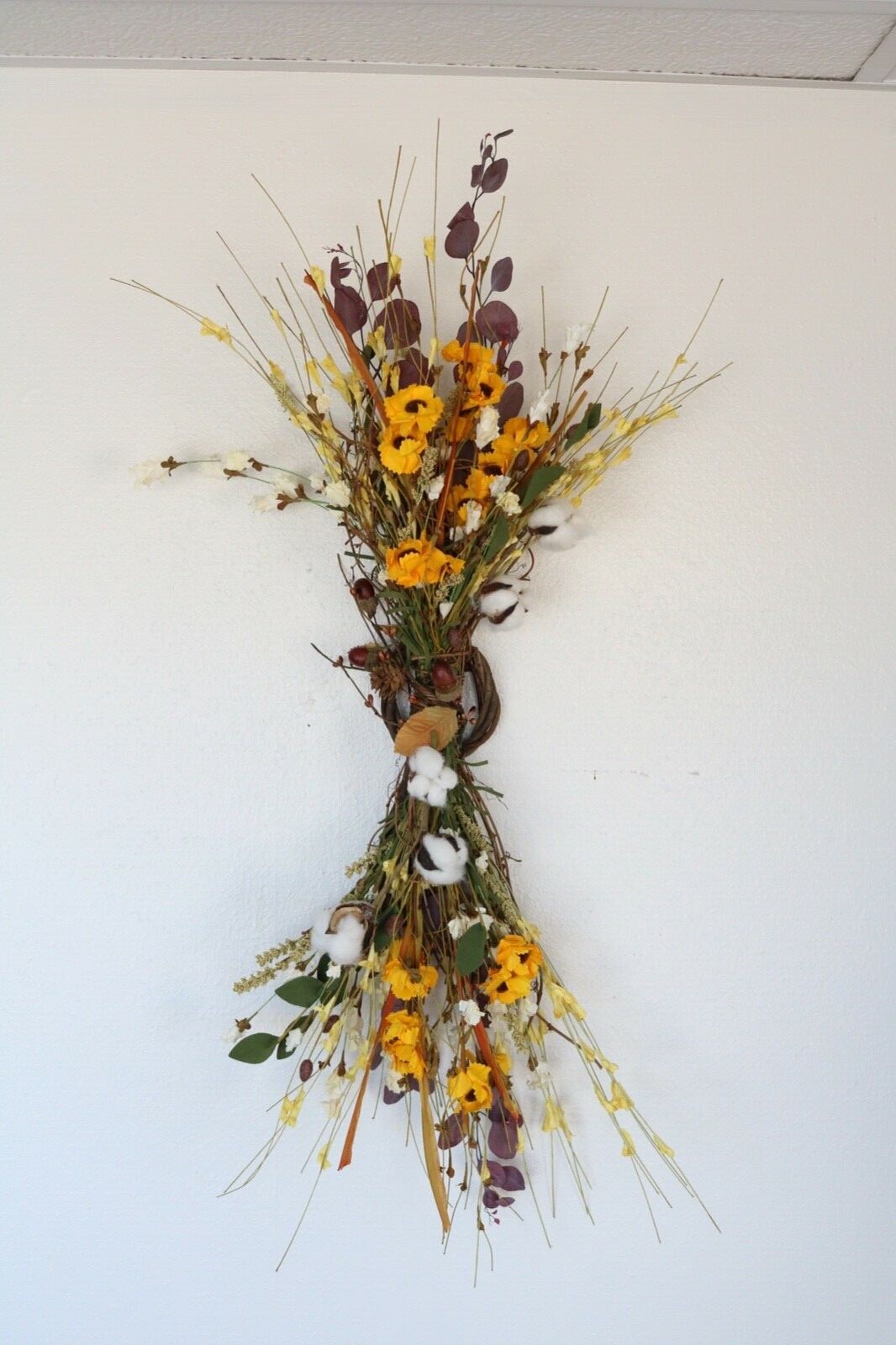 Thanksgiving/Fall Flower Swag Door/Wall Hanging or Autumn Table Centerpiece
