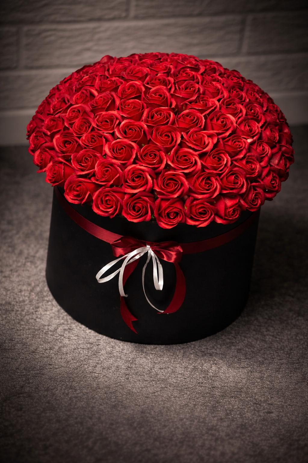 Decorative Soap Flowers – 101 Red Roses | Luxury Gift Bouquet