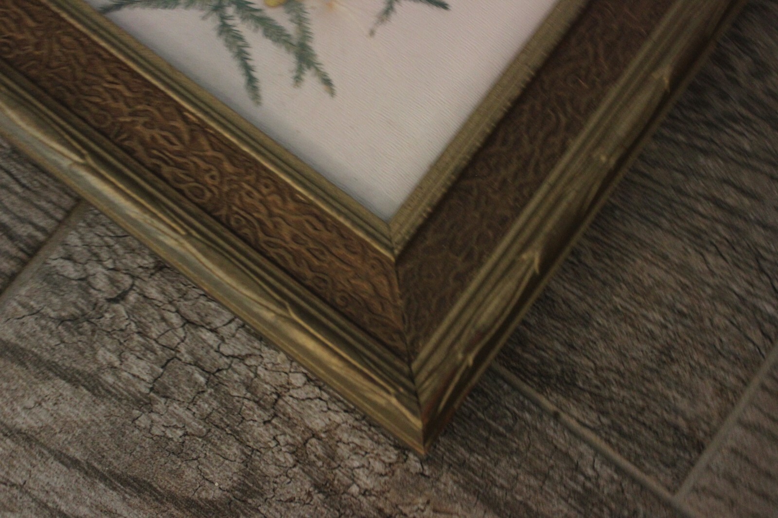 Vtg Framed Dried Pressed Flowers. Roses Ferns Baby’s Breath. Large 15.5 x 18.5!
