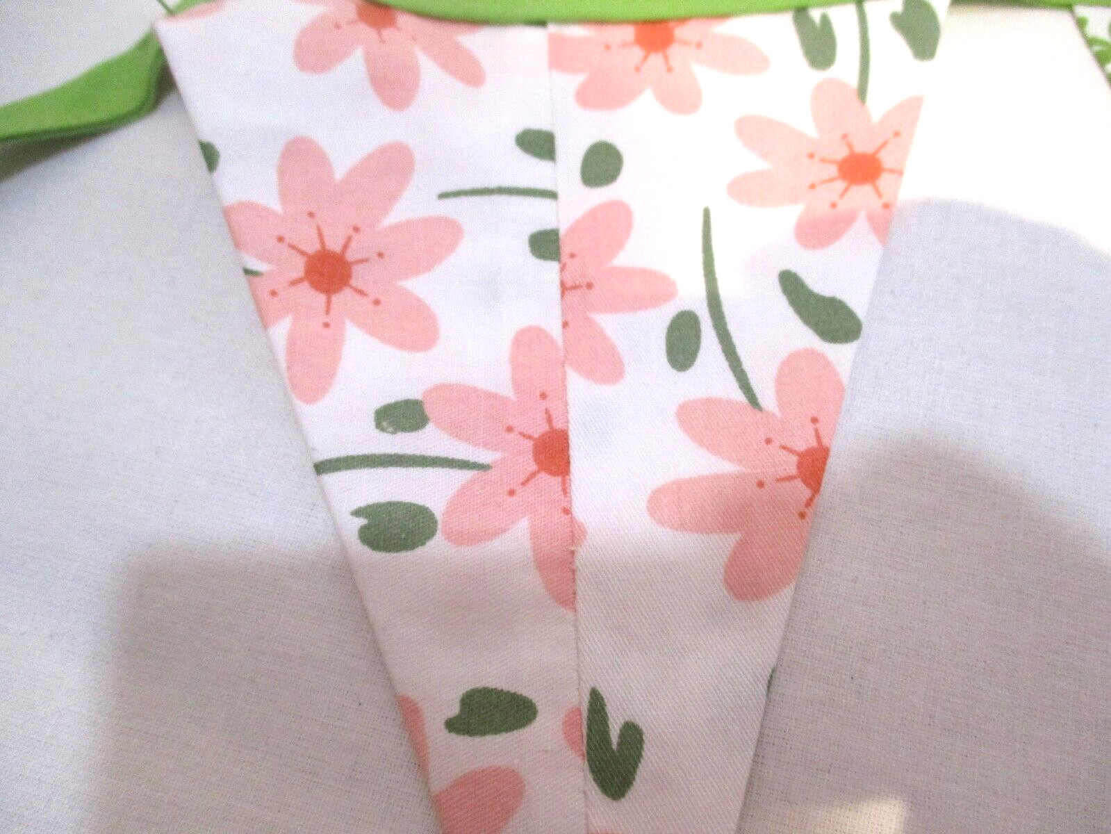 Cotton Flag Garland, Peach-Green Floral, Garden , College Dorm Decoration, 88″ L