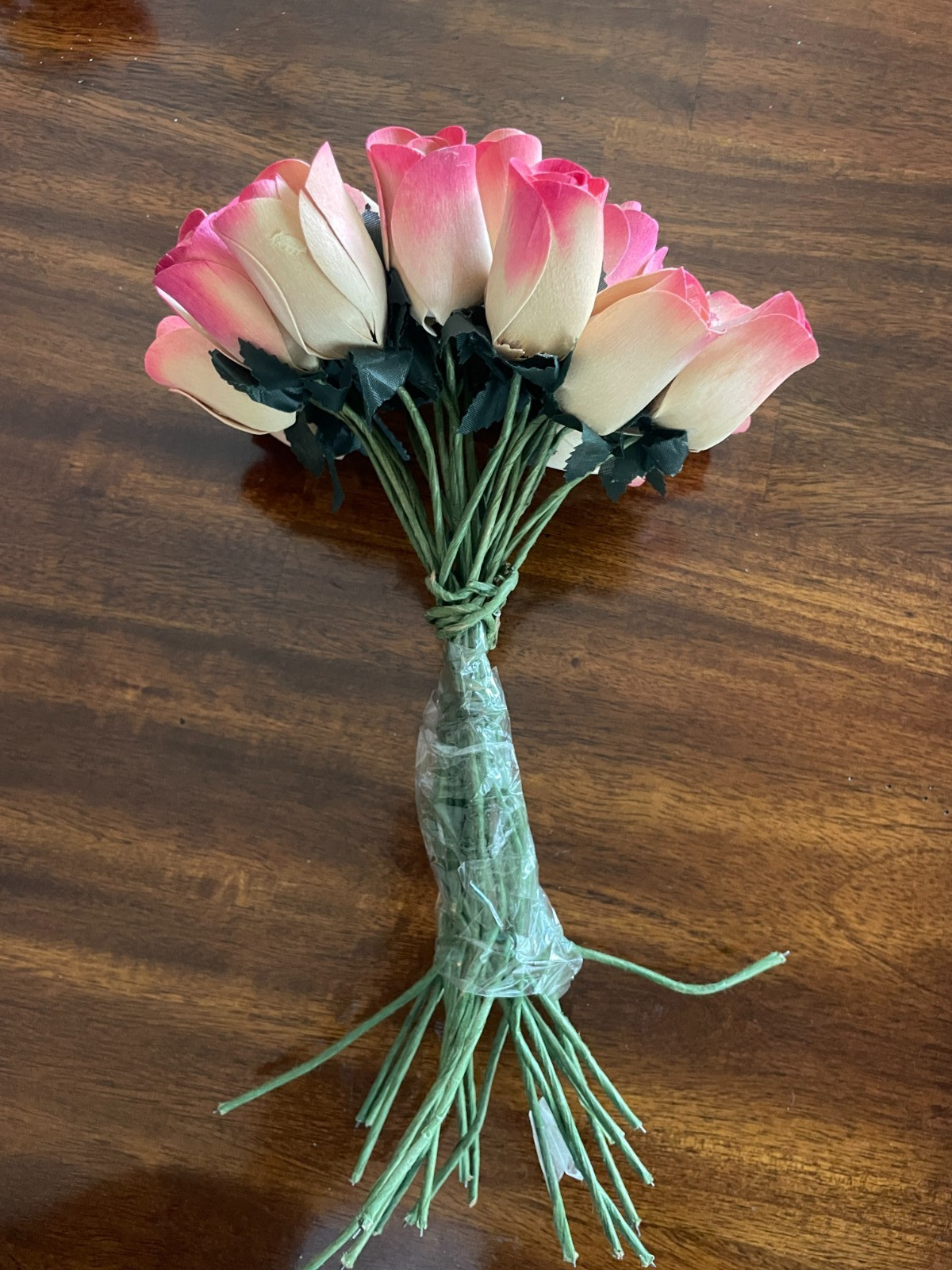 Bouquet Of Wooden Fake Roses Red & White Ombre lot of 21 Decorative