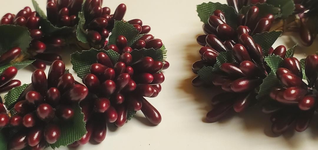 2 Country Primitive Burgundy Pip Berry Napkin Candle Rings 1.5″ Inner