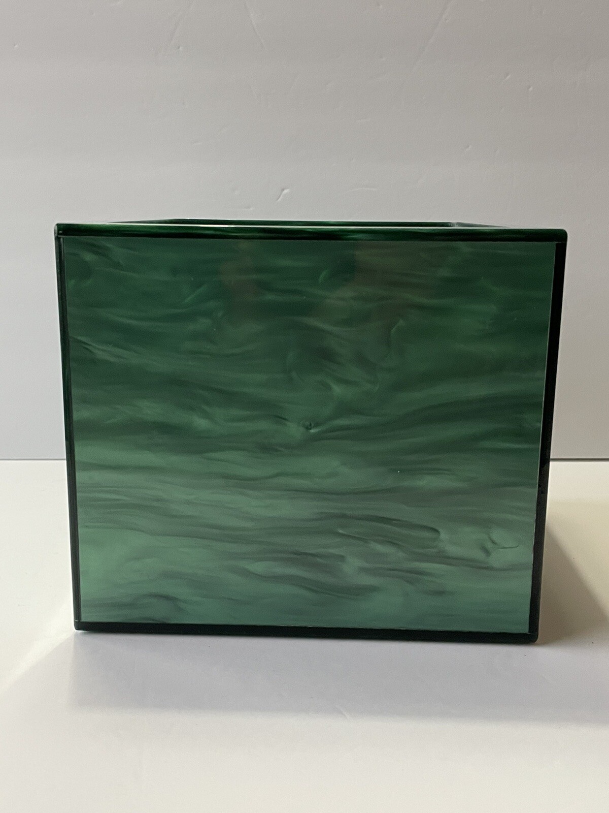 charlotte max orchid box Flower Planter Vase Pearl Green Lucite Retail $180